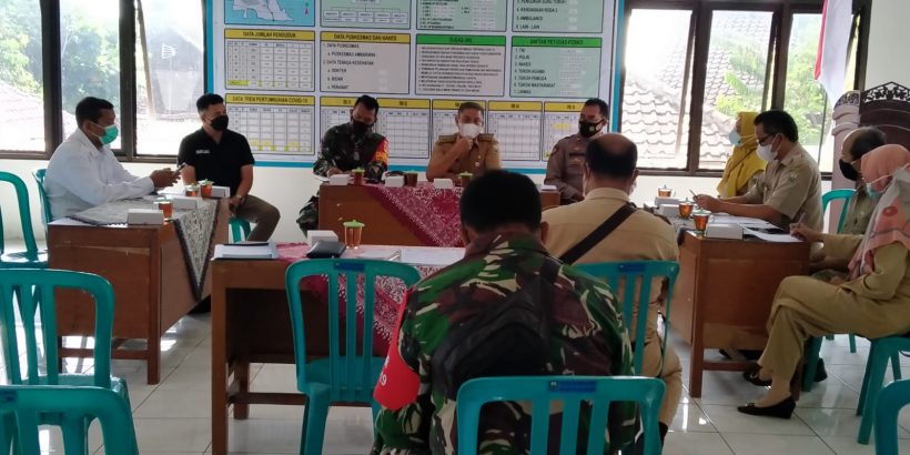 Rapat Koordinasi Pelaksanaan Vaksinasi Covid-19 dari BINDA Jawa Tengah di Kelurahan Pojoksari