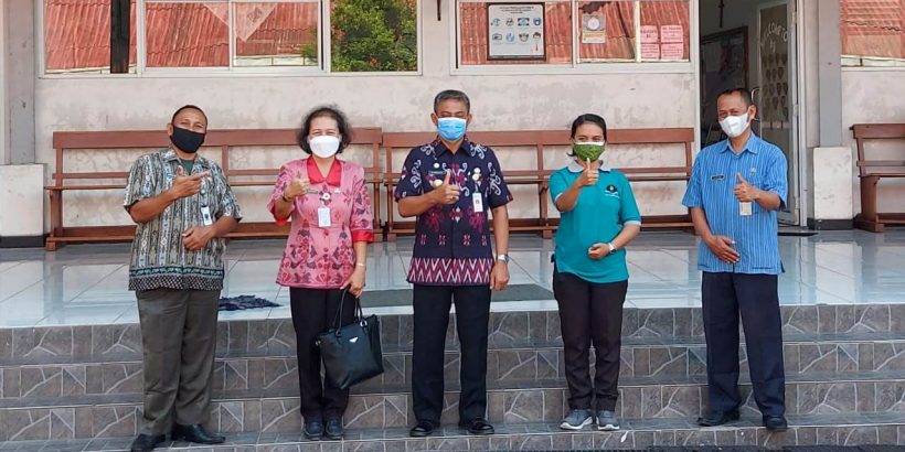 Monitoring Pelaksanaan Vaksinasi Covid-19 di SMP Negeri 3 Ambarawa, SMP Kristen Lentera Ambarawa dan Gedung Gotong Royong Ambarawa