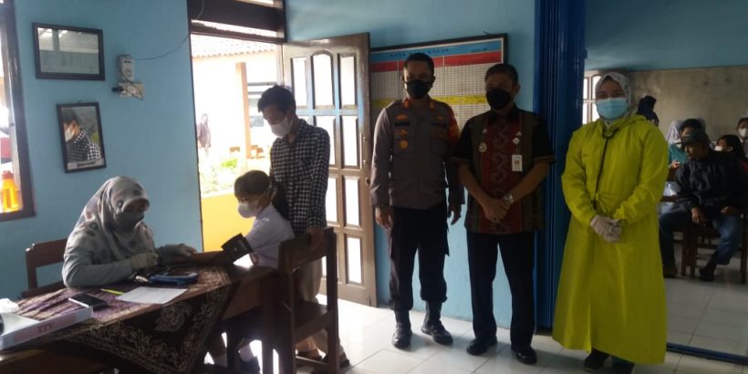 Pemantauan Pelaksanaan Vaksinasi Covid-19 bagi Anak Usia 6-11 Tahun di Wilayah Kelurahan Baran Kecamatan Ambarawa