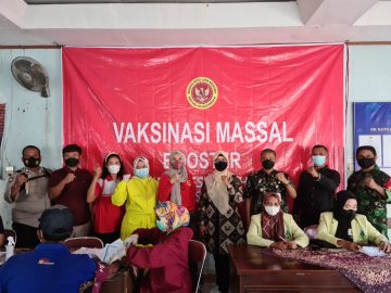 Pemantauan Pelaksanaan Vaksinasi Dosis Ketiga (Booster) untuk Masyarakat Kabupaten Semarang di Balai Desa Bejalen Kecamatan Ambarawa